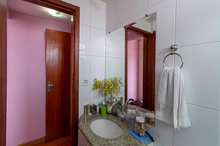 Apartamento à venda com 133m², 2 quartos e 2 vagas Apartamento à venda com 133m², 2 quartos e 2 vagasBanheiro da suíte