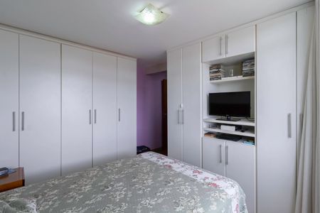 Apartamento à venda com 133m², 2 quartos e 2 vagas Apartamento à venda com 133m², 2 quartos e 2 vagasSuíte