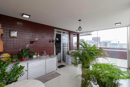 Apartamento à venda com 133m², 2 quartos e 2 vagas Apartamento à venda com 133m², 2 quartos e 2 vagasCobertura