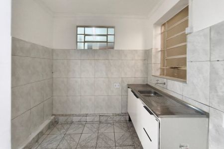 Casa à venda com 100m², 2 quartos e 3 vagas Casa à venda com 100m², 2 quartos e 3 vagasCozinha