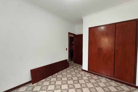Casa à venda com 100m², 2 quartos e 3 vagas Casa à venda com 100m², 2 quartos e 3 vagasQuarto