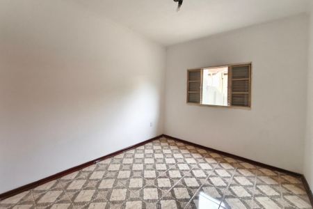 Casa à venda com 100m², 2 quartos e 3 vagas Casa à venda com 100m², 2 quartos e 3 vagasQuarto