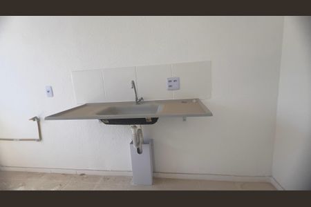 Cozinha de apartamento para alugar com 2 quartos, 44m² em Piatã, Salvador