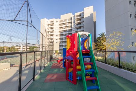 Apartamento à venda com 68m², 3 quartos e 2 vagasÁrea comum - Playground