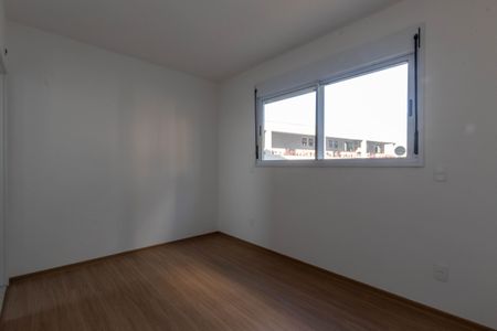 Apartamento à venda com 68m², 3 quartos e 2 vagasQuarto 3