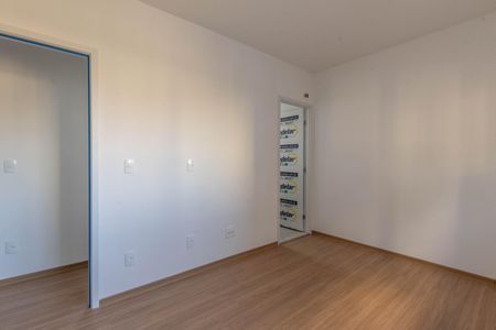 Apartamento à venda com 68m², 3 quartos e 2 vagasQuarto 3