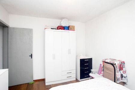 Quarto de apartamento à venda com 1 quarto, 45m² em Azenha, Porto Alegre
