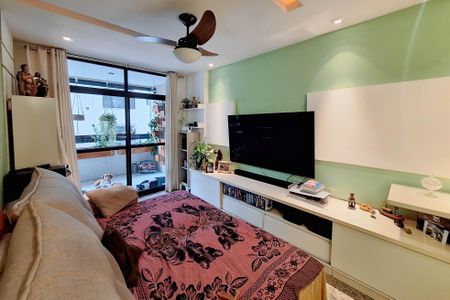 Apartamento à venda com 101m², 2 quartos e 1 vagaSala