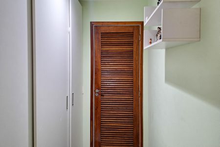 Apartamento à venda com 101m², 2 quartos e 1 vagaQuarto de Serviço