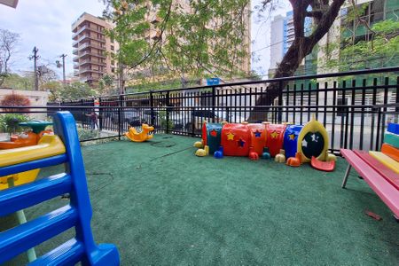 Apartamento à venda com 101m², 2 quartos e 1 vagaÁrea comum