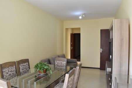 Sala de apartamento para alugar com 2 quartos, 82m² em Cristo Rei, Curitiba
