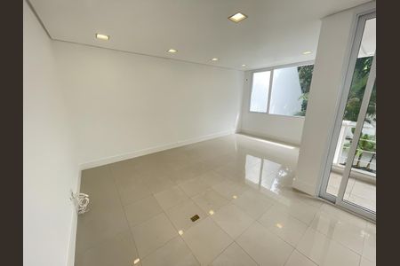Sala de casa de condomínio para alugar com 4 quartos, 424m² em Brooklin, São Paulo