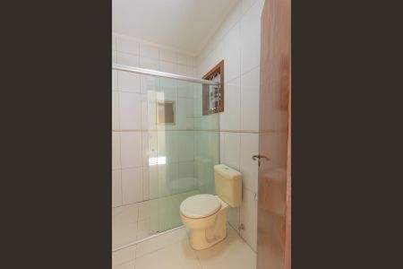 Casa para alugar com 109m², 2 quartos e 2 vagas Casa para alugar com 109m², 2 quartos e 2 vagasBanheiro da Suíte