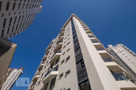 Apartamento à venda com 70m², 1 quarto e 1 vagaFachada