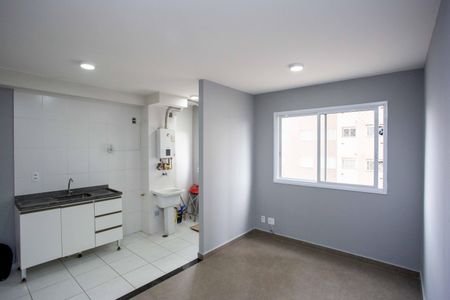 Sala de apartamento para alugar com 2 quartos, 44m² em Piraporinha, Diadema