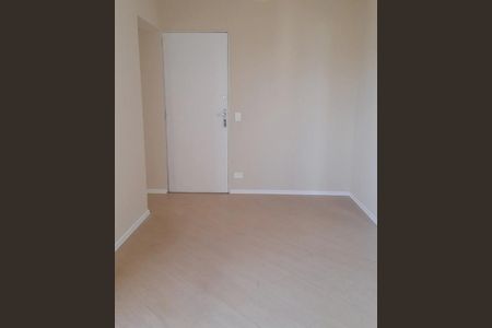 Apartamento à venda com 37m², 1 quarto e 1 vaga Apartamento à venda com 37m², 1 quarto e 1 vagaFoto 02