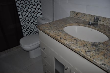 Apartamento à venda com 63m², 2 quartos e sem vagaBanheiro Social