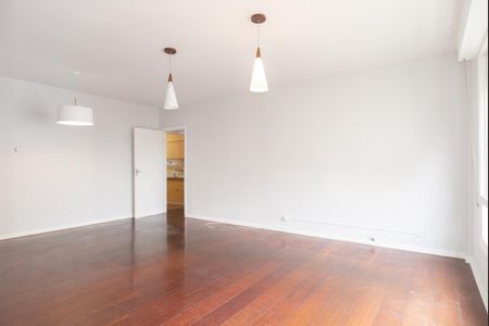 Apartamento à venda com 157m², 3 quartos e 2 vagas Apartamento à venda com 157m², 3 quartos e 2 vagasSala