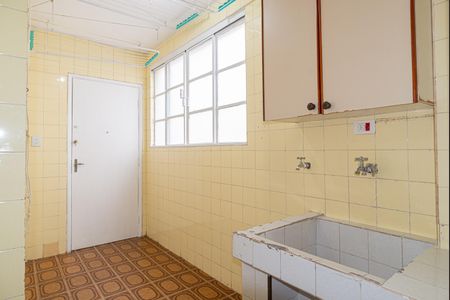 Apartamento à venda com 157m², 3 quartos e 2 vagas Apartamento à venda com 157m², 3 quartos e 2 vagasÁrea de Serviço