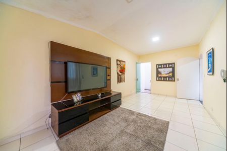 Casa à venda com 165m², 3 quartos e 2 vagas Casa à venda com 165m², 3 quartos e 2 vagasQuarto de Serviço