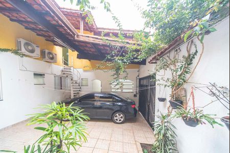 Casa à venda com 165m², 3 quartos e 2 vagas Casa à venda com 165m², 3 quartos e 2 vagasVista do Quarto