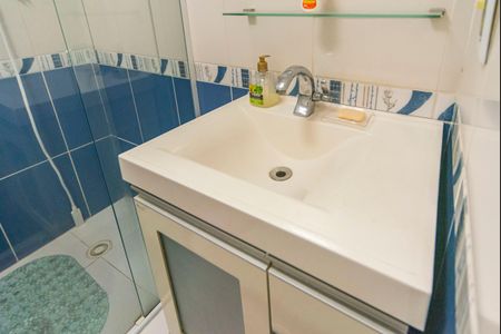 Casa à venda com 165m², 3 quartos e 2 vagas Casa à venda com 165m², 3 quartos e 2 vagasBanheiro da Suíte