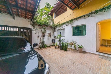 Casa à venda com 165m², 3 quartos e 2 vagas Casa à venda com 165m², 3 quartos e 2 vagasGaragem