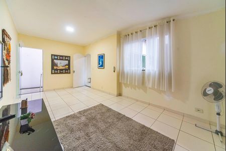 Casa à venda com 165m², 3 quartos e 2 vagas Casa à venda com 165m², 3 quartos e 2 vagasQuarto de Serviço