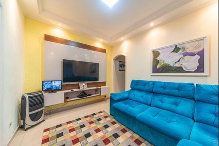 Casa à venda com 165m², 3 quartos e 2 vagas Casa à venda com 165m², 3 quartos e 2 vagasSala