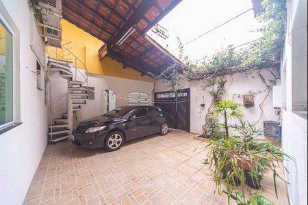 Casa à venda com 165m², 3 quartos e 2 vagas Casa à venda com 165m², 3 quartos e 2 vagasGaragem