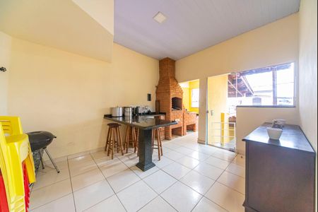 Casa à venda com 165m², 3 quartos e 2 vagas Casa à venda com 165m², 3 quartos e 2 vagasEspaço Gourmet