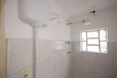Banheiro de casa para alugar com 1 quarto, 55m² em Vila Medeiros, São Paulo