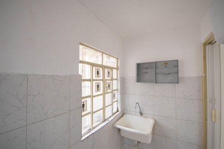 Banheiro de casa para alugar com 1 quarto, 55m² em Vila Medeiros, São Paulo