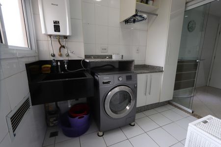 Apartamento à venda com 104m², 3 quartos e 2 vagasLavanderia