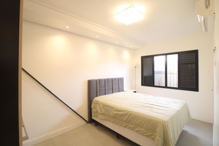Casa à venda com 5 quartos, 456m² em Veleiros, São Paulo