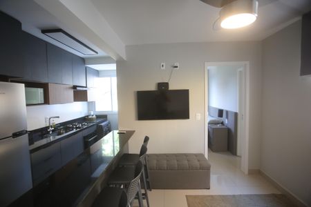Sala de apartamento à venda com 1 quarto, 40m² em Buritis, Belo Horizonte