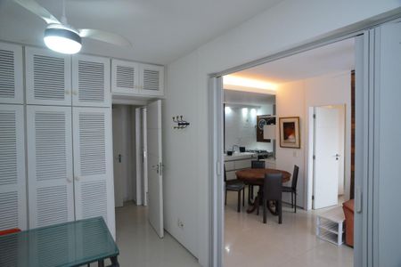 Apartamento para alugar com 63m², 2 quartos e 1 vaga Apartamento para alugar com 63m², 2 quartos e 1 vagaQuarto