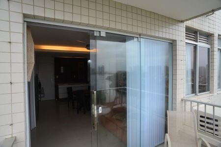 Varanda de apartamento para alugar com 2 quartos, 63m² em Barra da Tijuca, Rio de Janeiro