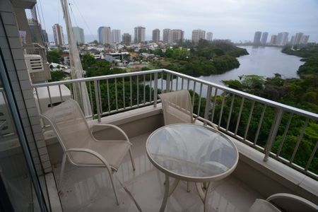 Varanda de apartamento para alugar com 2 quartos, 63m² em Barra da Tijuca, Rio de Janeiro
