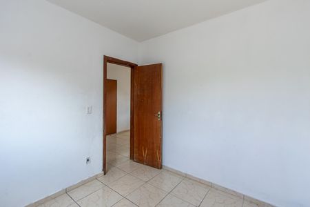 Quarto 1 de casa para alugar com 2 quartos, 40m² em Venda Nova, Belo Horizonte
