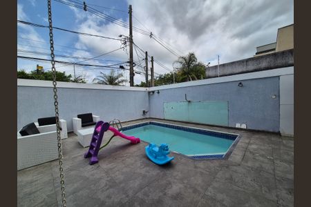 Casa de condomínio para alugar com 630m², 5 quartos e 3 vagasÁrea externa