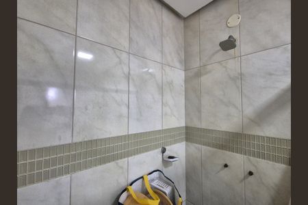 Casa de condomínio para alugar com 630m², 5 quartos e 3 vagasBanheiro da Suíte 4