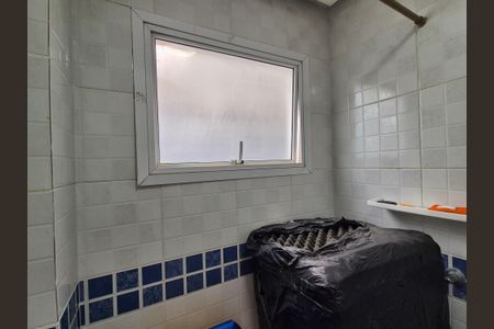 Casa de condomínio para alugar com 630m², 5 quartos e 3 vagasBanheiro externo