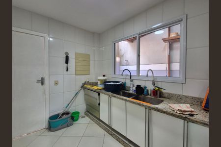 Casa de condomínio para alugar com 630m², 5 quartos e 3 vagasÁrea de Serviço
