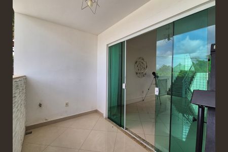 Casa de condomínio para alugar com 630m², 5 quartos e 3 vagasVaranda