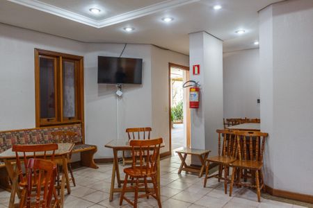 Apartamento à venda com 165m², 3 quartos e 1 vaga Apartamento à venda com 165m², 3 quartos e 1 vagaÁrea comum - Salão de festas