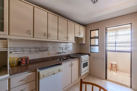 Apartamento à venda com 165m², 3 quartos e 1 vaga Apartamento à venda com 165m², 3 quartos e 1 vagaCozinha