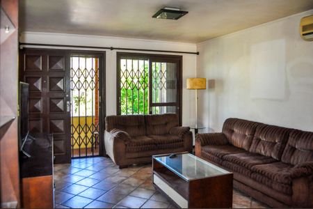 Sala de casa à venda com 4 quartos, 173m² em Cristal, Porto Alegre