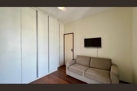 Apartamento à venda com 110m², 3 quartos e 2 vagasQuarto 2