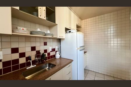 Apartamento à venda com 110m², 3 quartos e 2 vagasCozinha